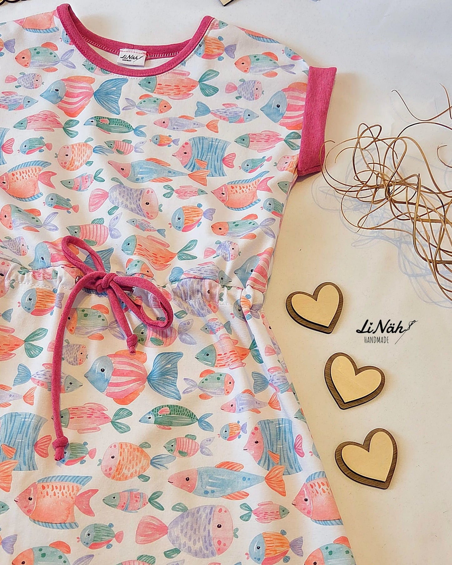 Kinderstoff mit Fisch-Motiven – Fishtales Weiß - HIP SOM HAP