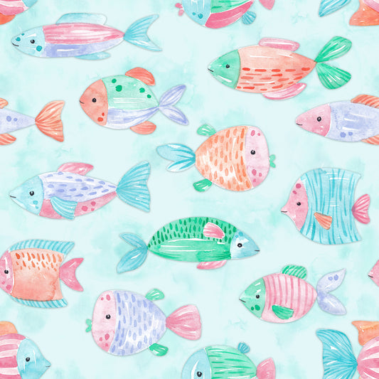 Kinderstoff mit bunten Fischen in Mint – handgemalte Aquarrellfische in Pink, Orange, Grün und Blau auf mintfarbenem Hintergrund. Reaktivdruck auf Öko-Tex Standard 100 zertifizierten Stoffqualitäten, Meterware.