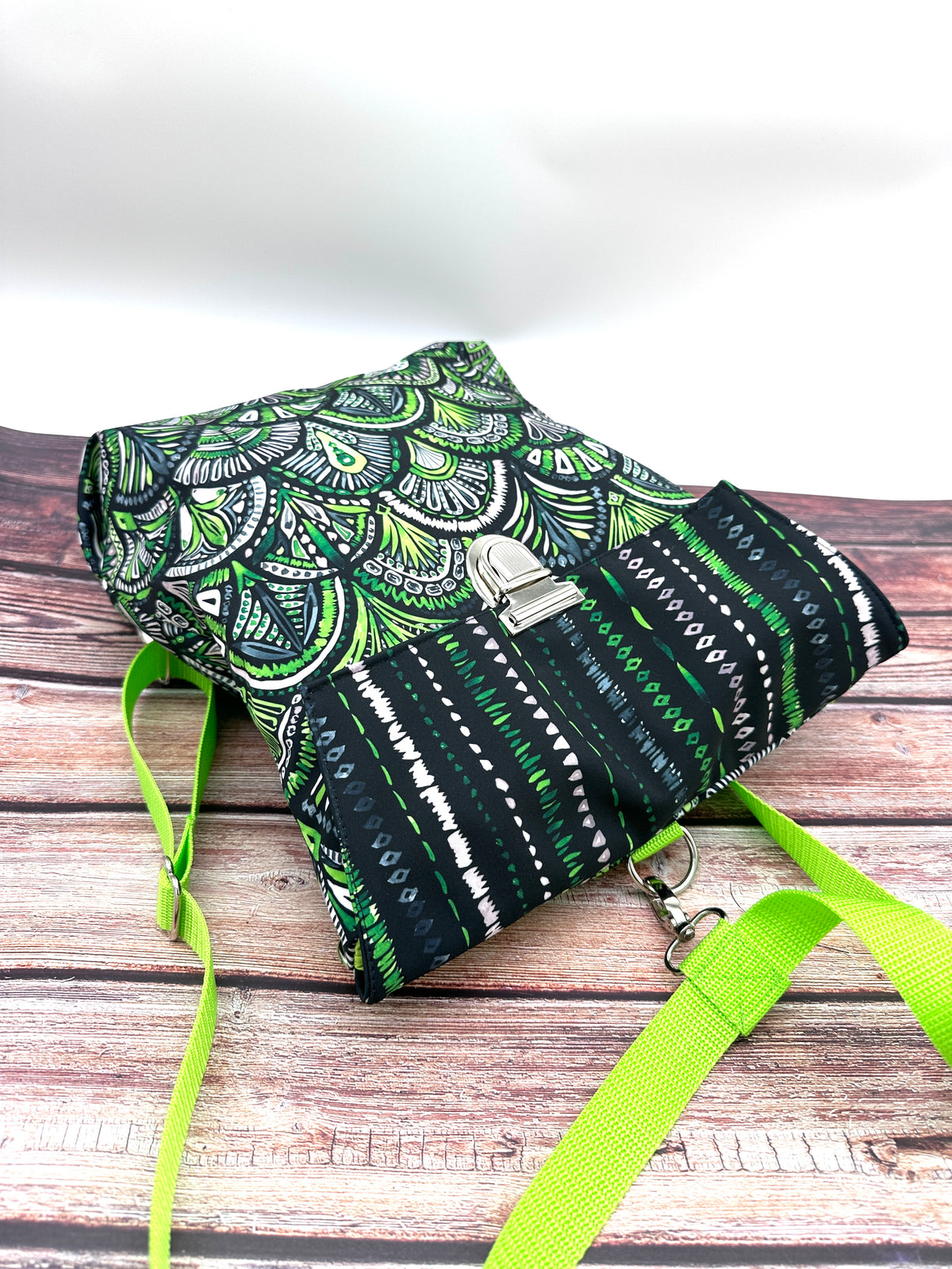 Stoff Streifen Grün Schwarz Kombistoff Meterware - Emerald Reverie