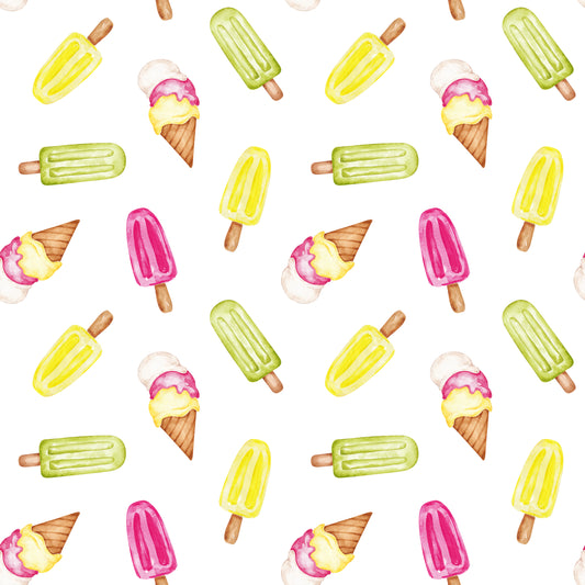 Weißer Stoff mit handgemaltem Eis am Stiel und Eistüten in Gelb, Grün und Pink, buntes Sommerdesign für Kinderkleidung.