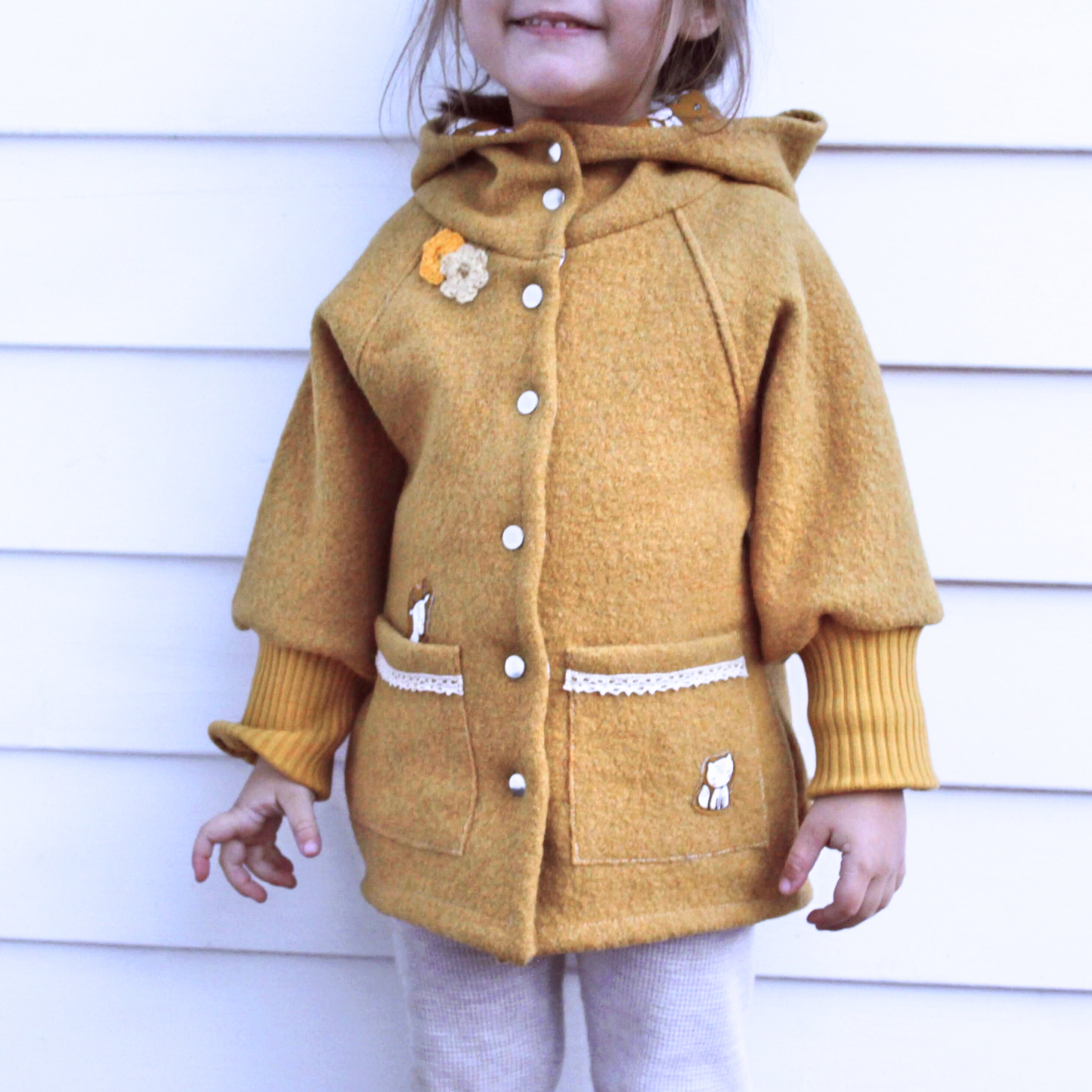 Schnittmuster Kinderjacke nähen – Kapuzenjacke Tove - Gr. 98–146