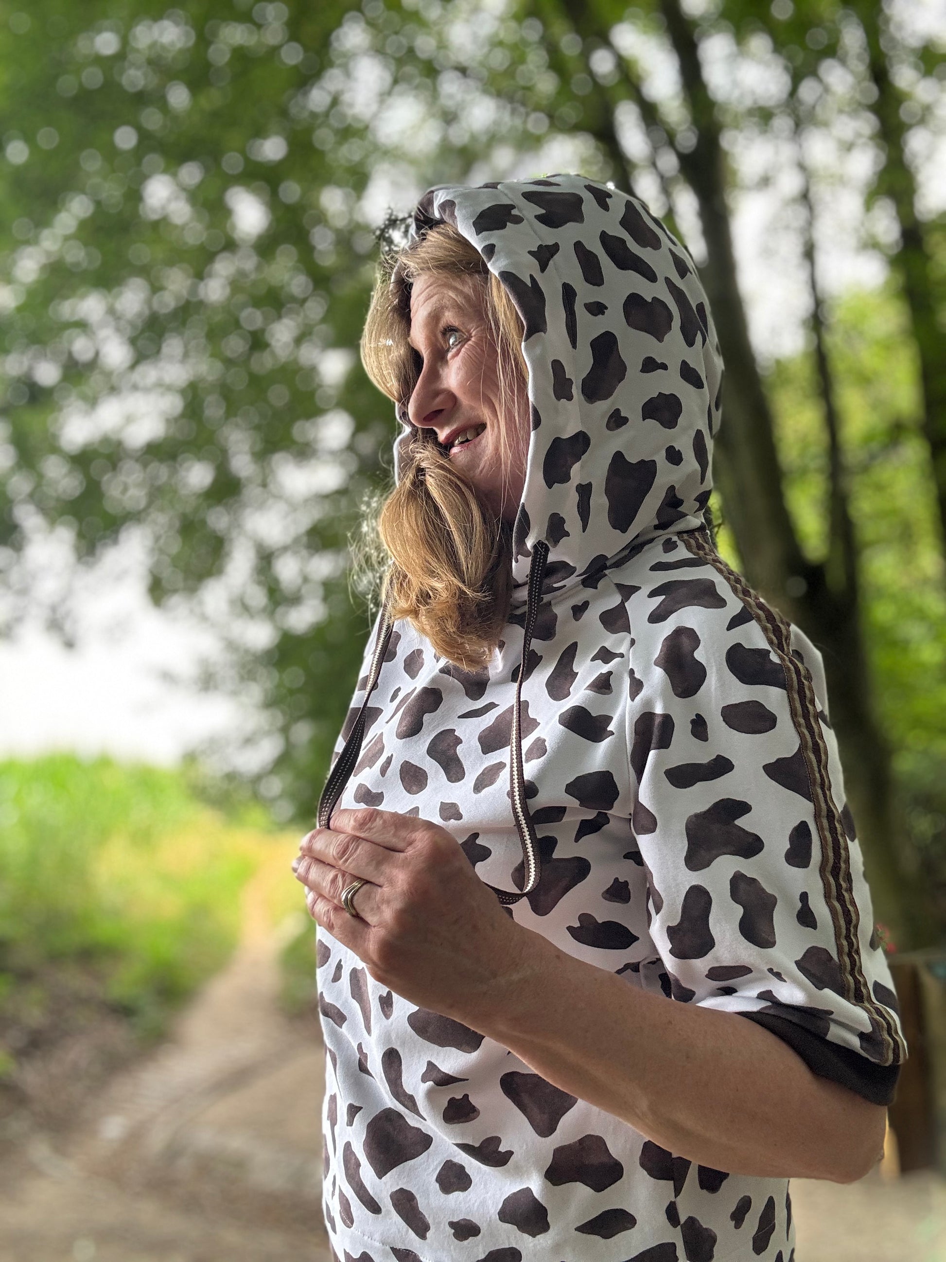 Cow-Print Stoff Weiß – Auf der Weide