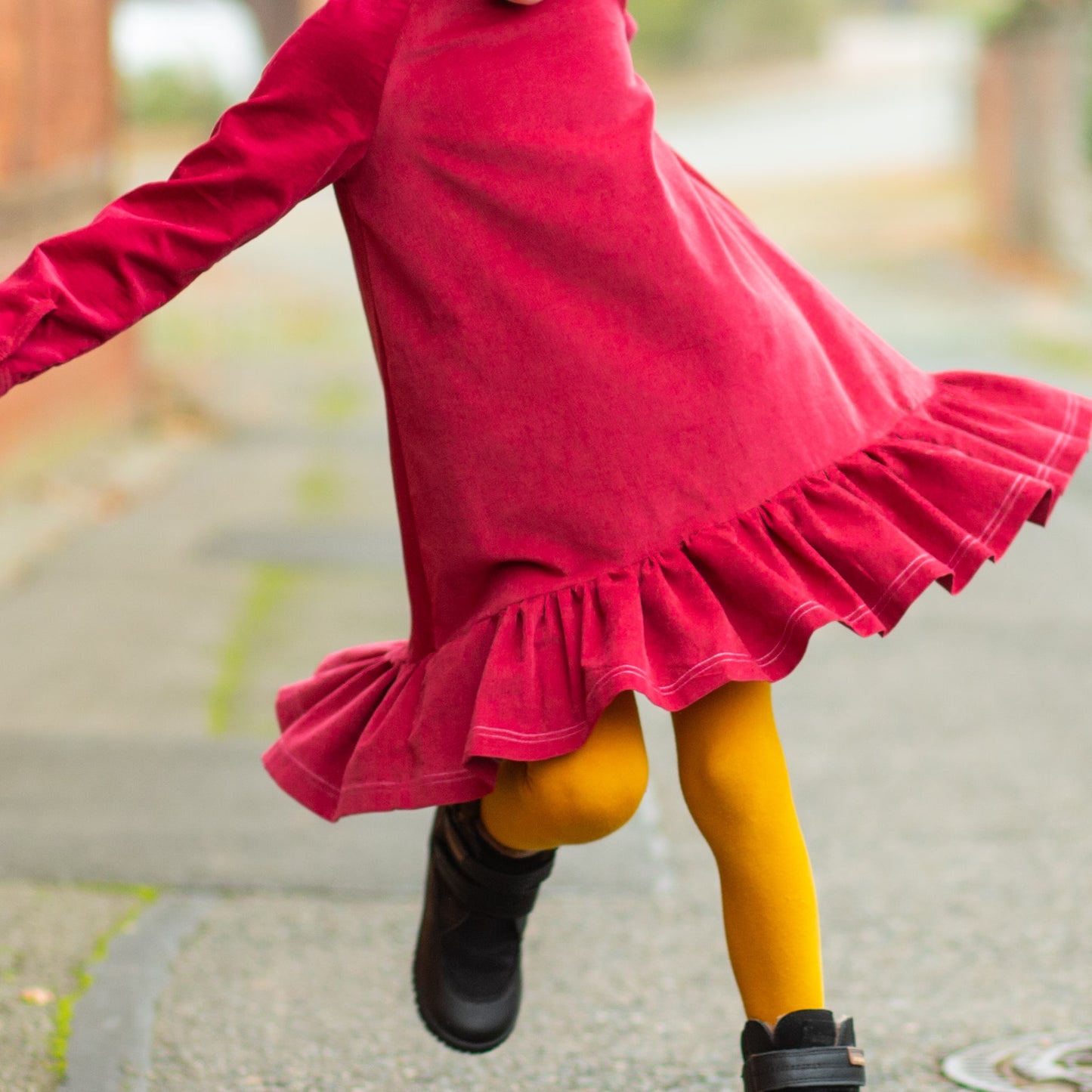 Schnittmuster High-low Rüschenkleid Ella - Gr. 98 - 146